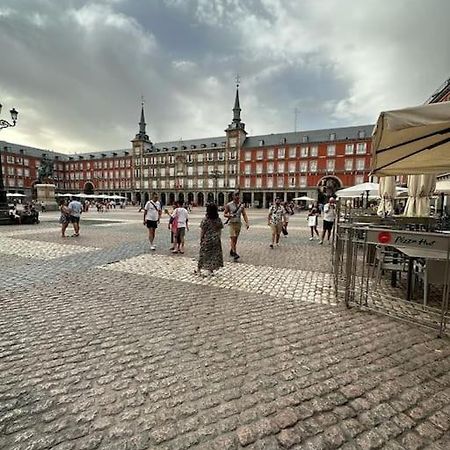 Economico Piso En Madrid Centro Exterior foto