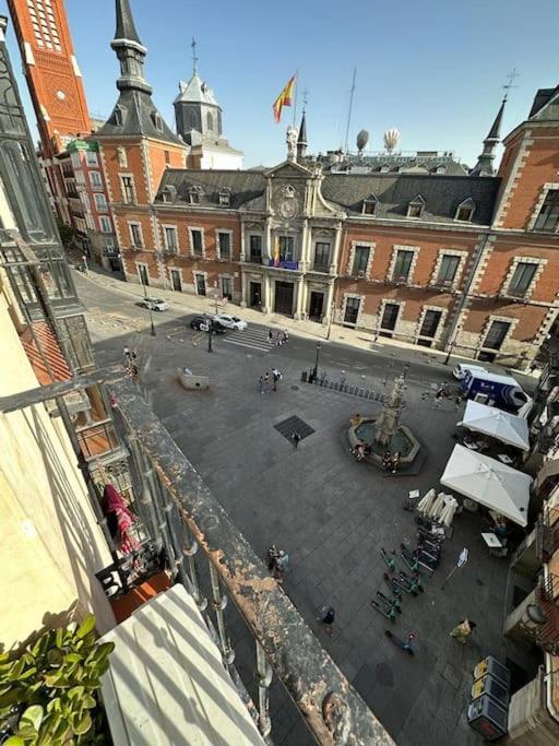 Economico Piso En Madrid Centro Exterior foto