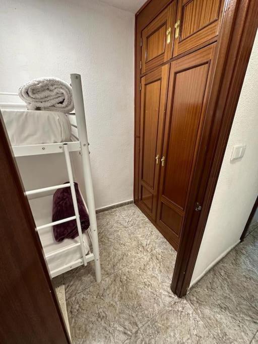 Economico Piso En Madrid Centro Exterior foto