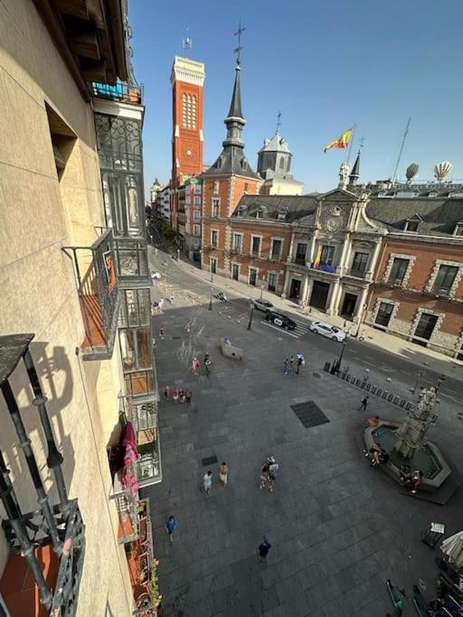 Economico Piso En Madrid Centro Exterior foto